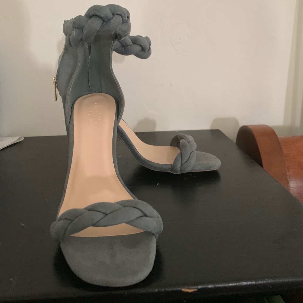Heels size 8